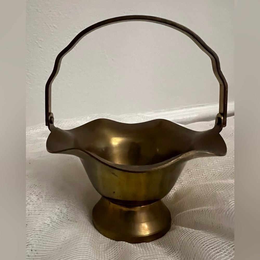 Vintage Brass Scalloped Edge Basket with Folding Handle
